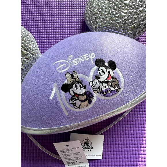 Mickey and Minnie Mouse Disney 100 Years of Wonder Ear Hat NEW One Size - Picture 2 of 3